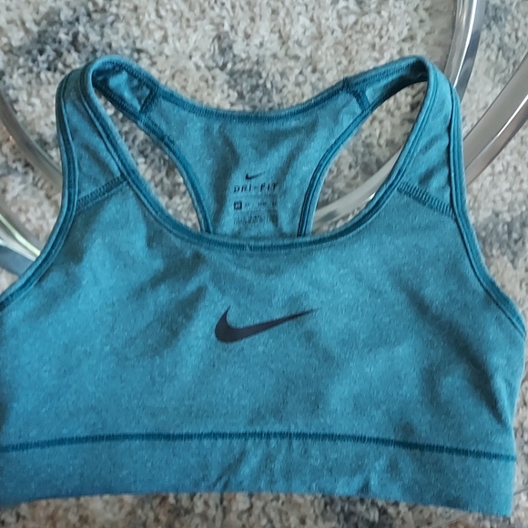 NIKE DRI-FIT Sports bra